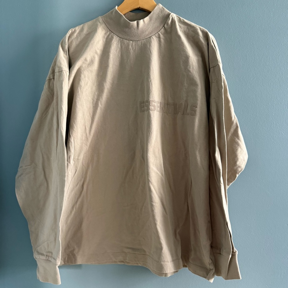 Fear of God Essentials Men’s Long Sleeve Logo Tee